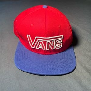 Vans flat brim snapback hat!!